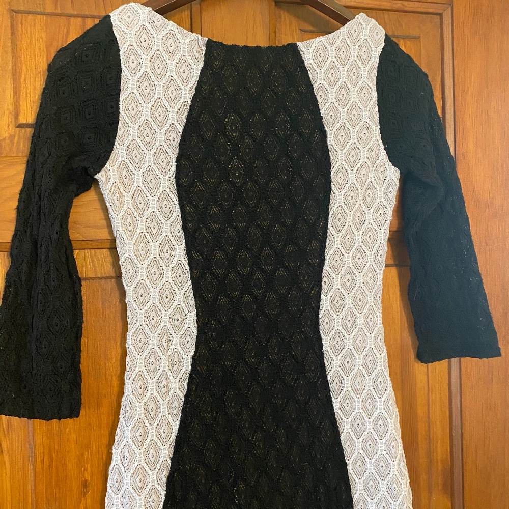 Bailey 44 Alexis Lace Dress in Black and White XS - Picture 6 of 11